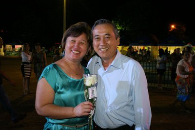 Vereador Walter Yasunaka e esposa