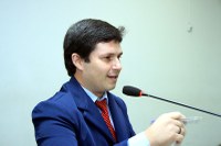 Vicente e Robertinho pedem transporte para acadêmicos da UFMS