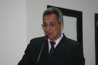 Nenão  requer informações sobre recursos da Semec