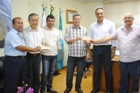 Com entrega de R$ 250 mil, Legislativo ratifica contribuição para o município