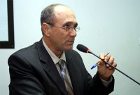 Tolotti e Adriano solicitam monitor para acompanhar alunos da Apae em ônibus