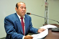 Zé Bugre e Quemuel pedem limpeza na região da UEMS