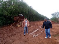 Jardim Alvorada e Edson Zanata recebem limpeza das ruas
