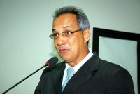 Nenão pede cobertura e rampa de acesso para o Crena