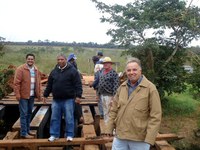 Vereadores acompanham trabalhos da reforma da ponte no Rio São Bento