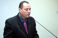 Marião solicita bocas de lobo para o Bairro Sinhá Estela