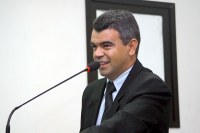 Quemuel sugere melhorias para a Avenida Ivinhema