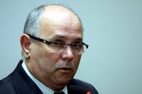 Robertinho solicita etapa de pavimentação asfáltica