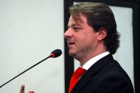 Adriano Palopoli faz indicações visando a implantação do curso de Engenharia Civil na UFMS