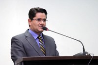 Vereadores querem mais segurança para o trânsito próximo à escola