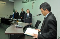 Quemuel cobra melhorias no atendimento odontológico