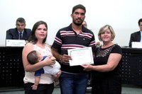 “Casinha do Papai Noel” motiva entrega de moção