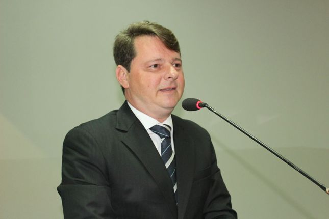 Adriano Palopoli cobra soluções para melhorar a mobilidade urbana 