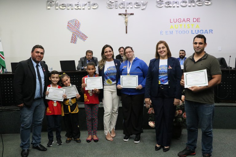 Atletas de Nova Andradina são destacados por premiações no 1º Open Jardim de Kung Fu Wushu