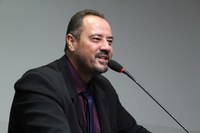 Câmara antecipa primeira parcela do 13º