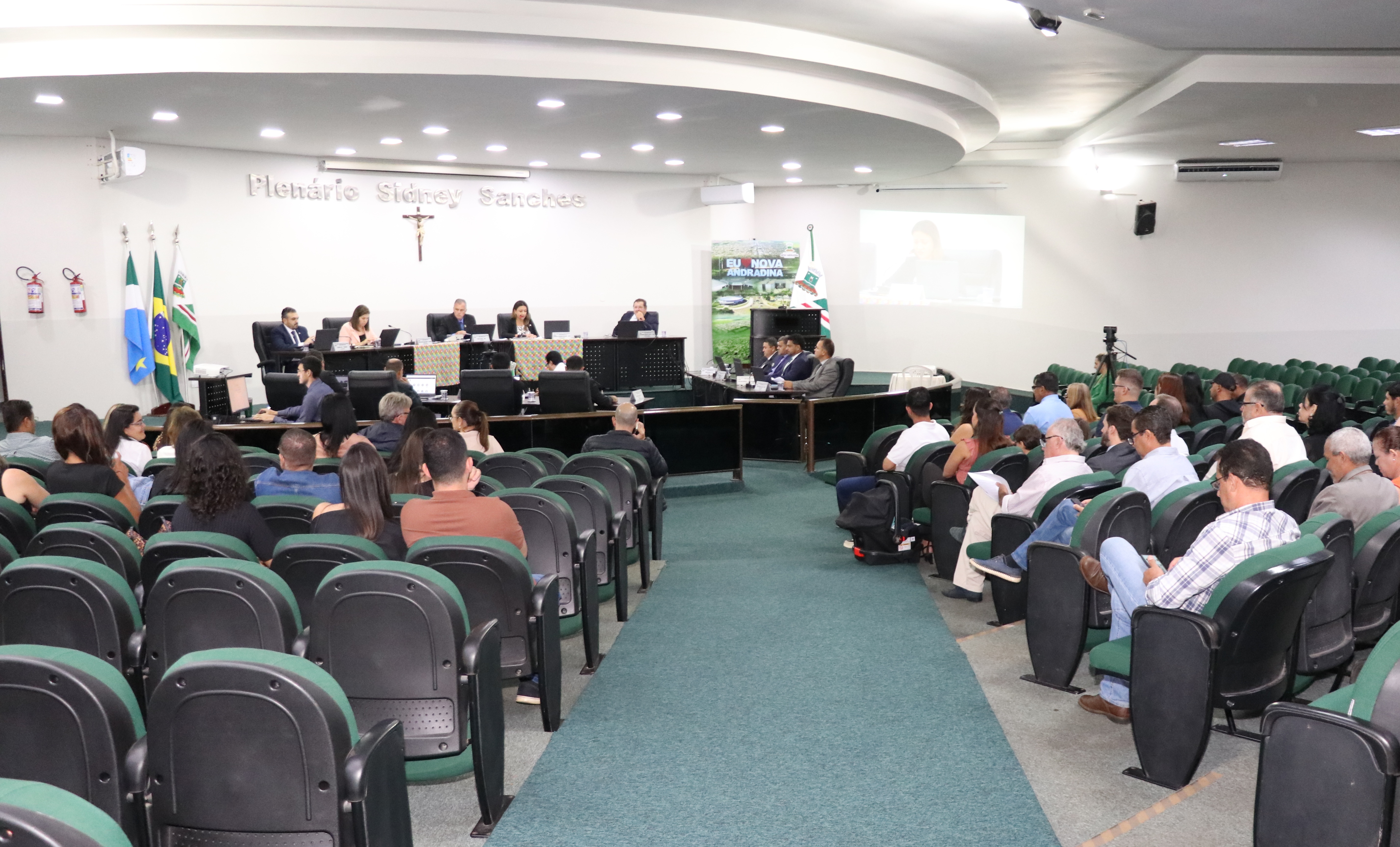 Câmara apresenta sugestões para reduzir riscos e organizar o trânsito