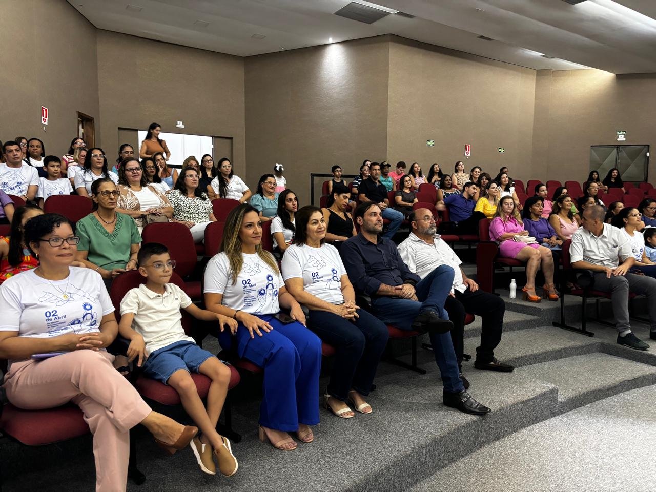 Câmara de Nova Andradina apoia ações de conscientização sobre o autismo 