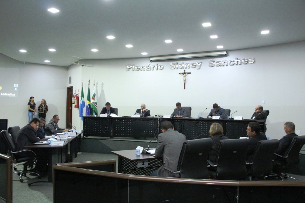 Câmara de Nova Andradina aprova novo pacote de indicações à SEMUSP