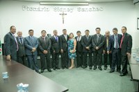 Câmara empossa eleitos e elege nova Mesa Diretora 