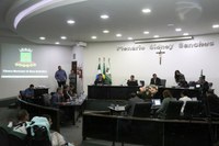 Câmara homenageia farmacêutico, empresário e pioneira com denominações de espaços públicos
