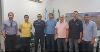 Câmara recebe diretoria da Acina