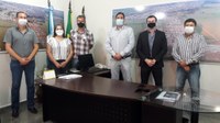 Câmara recebe visita de Promotor de Justiça