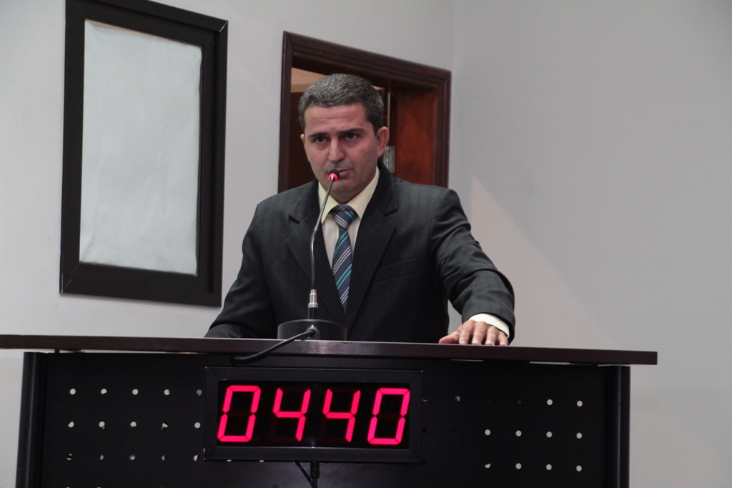 Câmara reivindica revitalização da Moura Andrade e novas pavimentações 