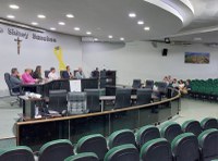 Câmara sedia mesa redonda sobre uso de tecnologias einformações para o ambiente das organizações