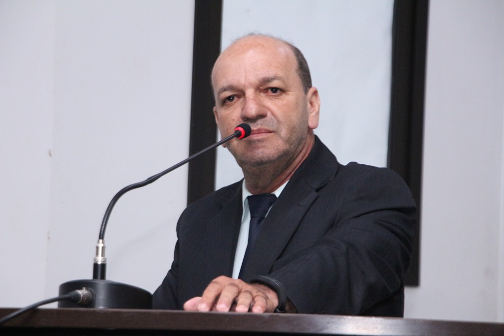 Câmara sugere plantões aos fins de semana na Farmácia Municipal 