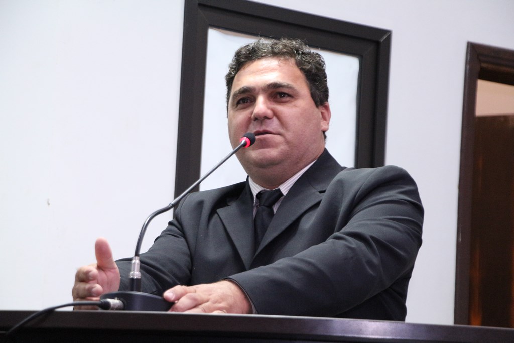 Câmeras visam inibir descarte irregular de lixo em Nova Andradina 