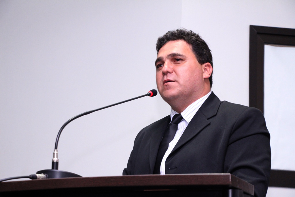 Coleta de lixo no Jardim Universitário necessita de ampliação