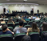 Com plenário lotado, Câmara Municipal abre III Semana da Escola do Legislativo