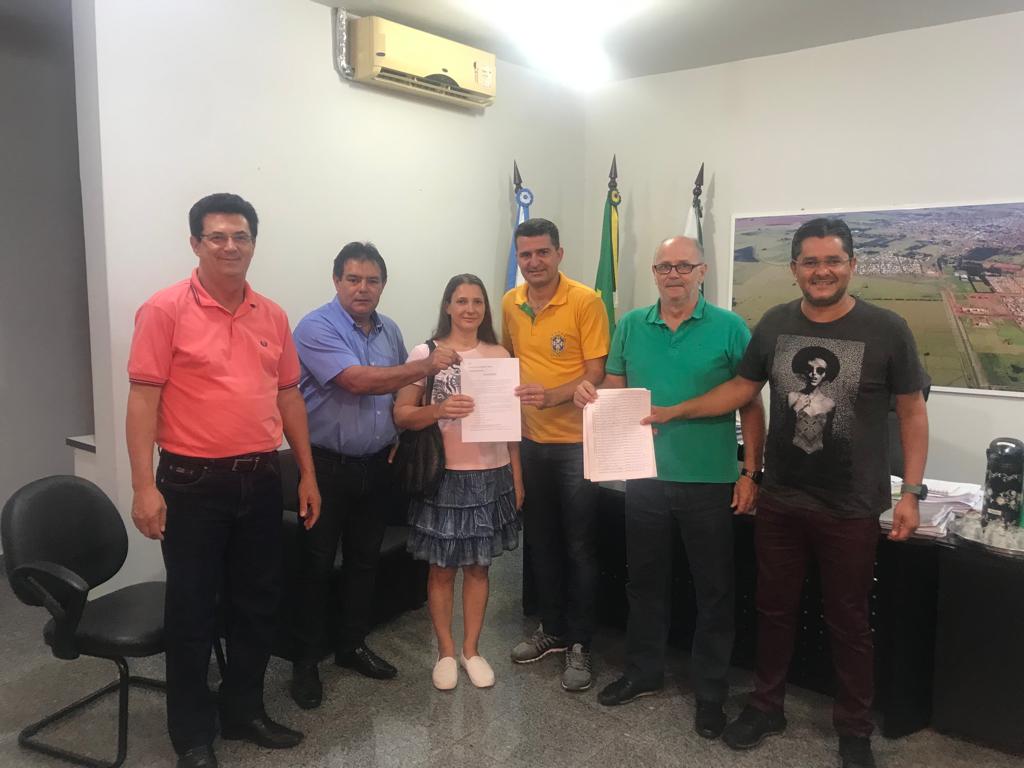 Comunidade pede apoio de vereadores para melhoria de Bairro