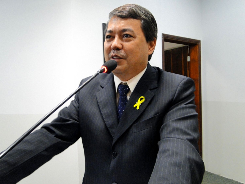 Dr. Sandro cobra apoio financeiro emergencial para HR