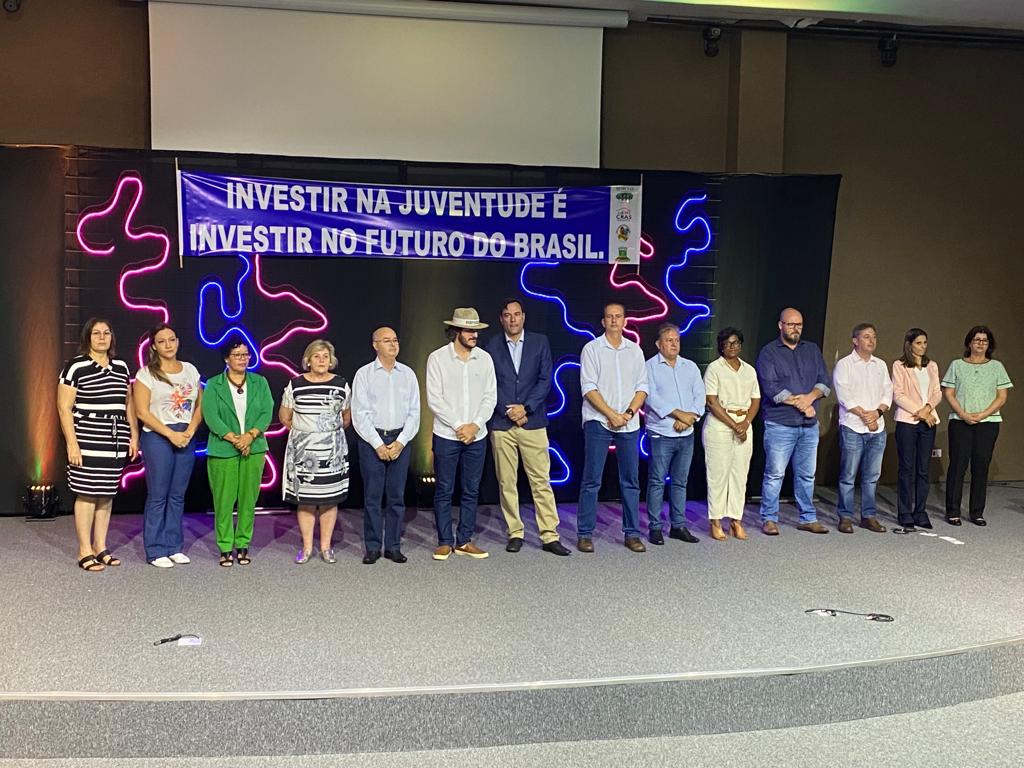 Criada pela Câmara, 1ª Semana Municipal da Juventude é aberta com palestra