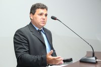 Deildo apresenta indicações para melhorar infraestrutura do Velório Municipal 