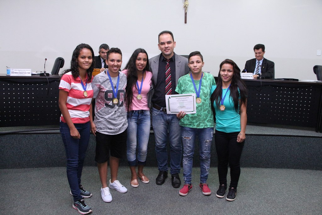 Destaque no futsal nova-andradinense, Nova City é parabenizado na Câmara   