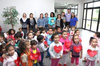 Dia das Mães: Vereadora Joana Darc recebe homenagem