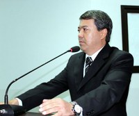 Dr. Sandro cobra calçada ecológica como incentivo ambiental em Nova Andradina