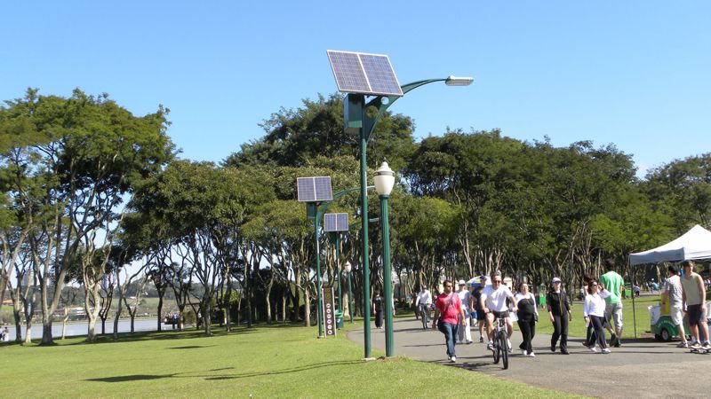 Dr. Sandro propõe implantação de sistemas para produção de energia solar