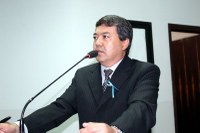 Dr. Sandro reitera pedido de implantação de câmeras em prédios públicos