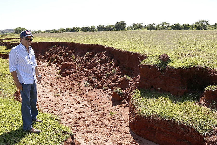 Dr. Sandro requer informações sobre danos ambientais em Nova Andradina 