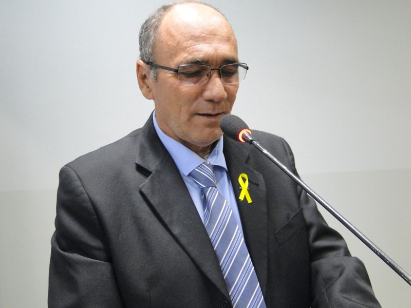 Edson Tolotti pleiteia recursos para aquisição de veículo