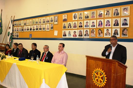 Em cerimônia de posse, Presidente da Câmara ratifica parceria ao Rotary Club e Interact de Nova Andradina