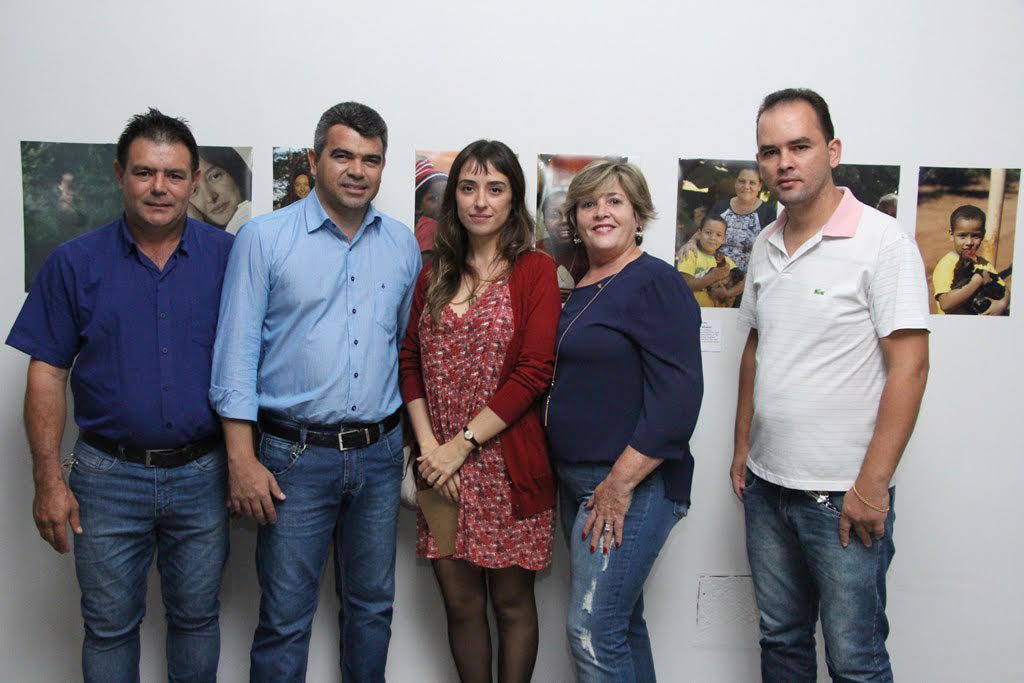Exposição Fotográfica contempla artistas locais