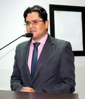 Falta de conservação em vias preocupa o vereador Ricardo Lima