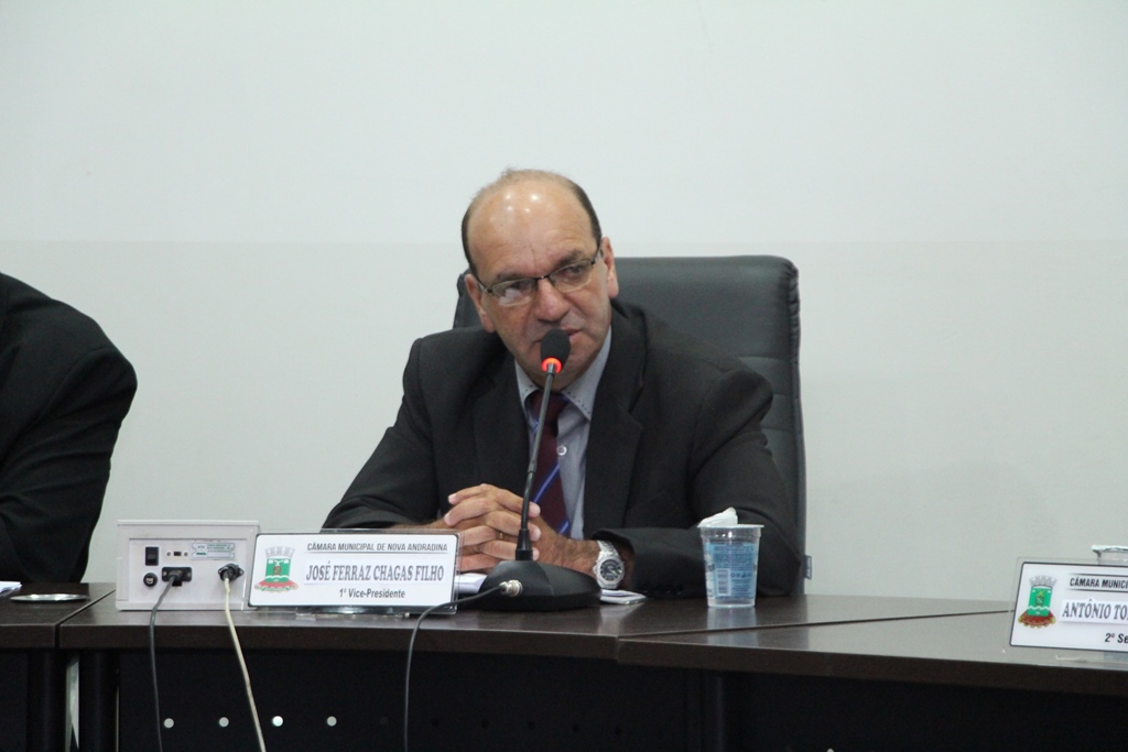 Farmácia Básica Municipal: Valmirá do Pax sugere ampliação de horário