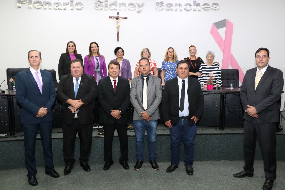 Galeria das Vereadoras é inaugurada em noite pra entrar na história de Nova Andradina 