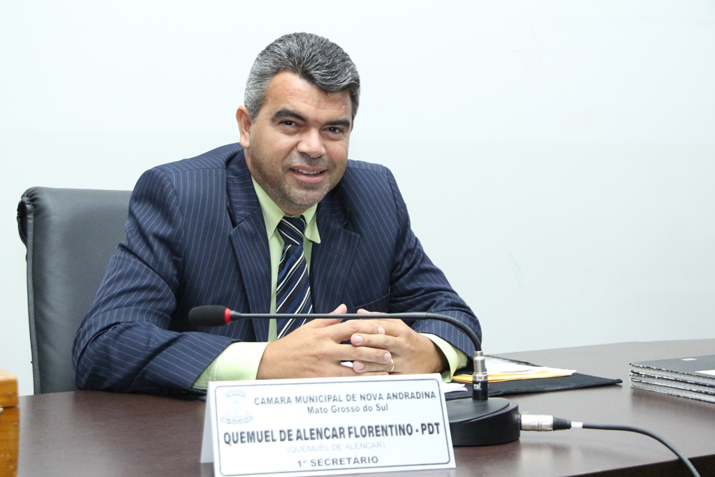 Implantação de Rede de Esgoto em Conjuntos Habitacionais pauta requerimento na Câmara