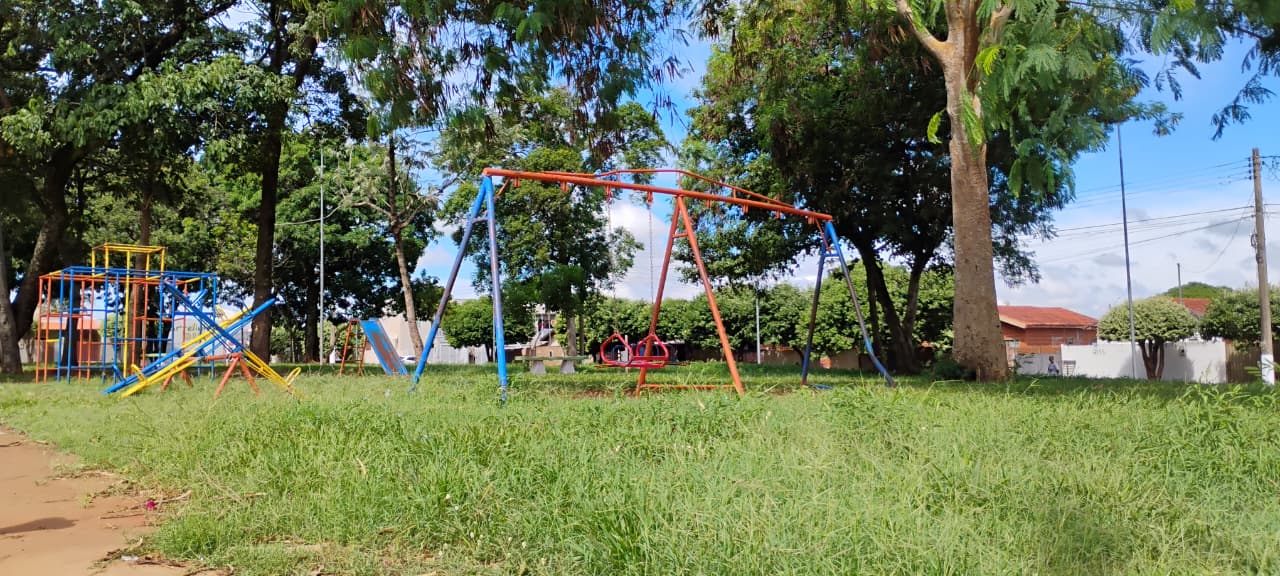 Indicação aponta necessidade de revitalização em praça do Bairro Horto Florestal